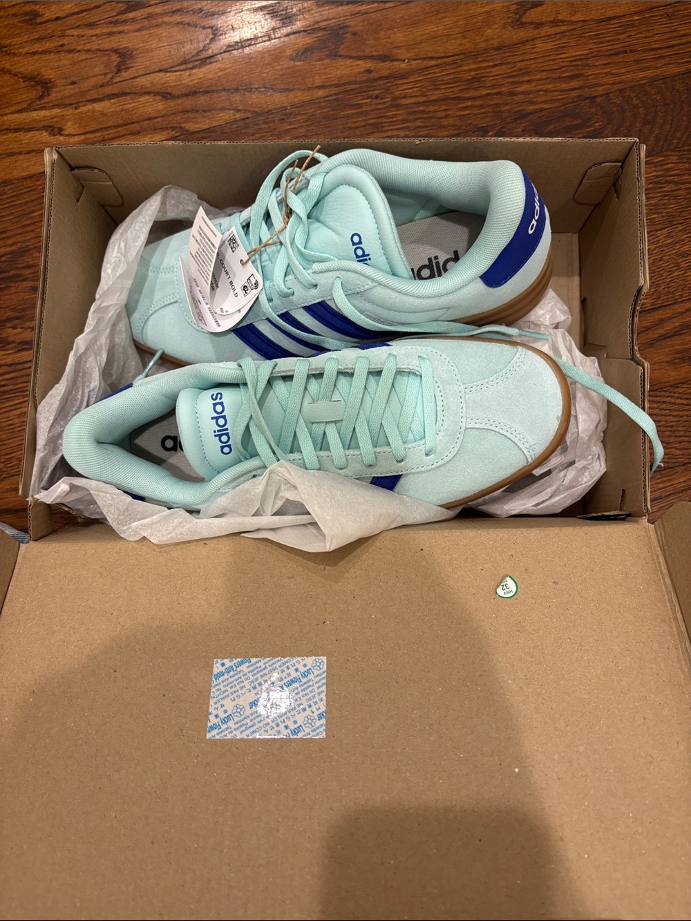 Adidas VL Court Bold Mint Green Sneakers with Blue Stripes - Picture 6 of 8